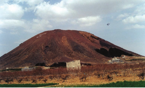 Jabal al-Hawiri von der Straße Sana’a – Amran. Ein
