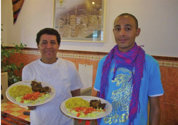 Küchenchef Mohammed (links) mit seinem Freund Maxim